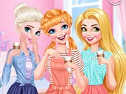 Play Princesses Out For Coffee Game on FOG.COM