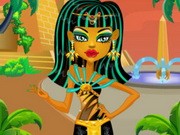 Play Cleo Bridesmaid Makeover Game on FOG.COM